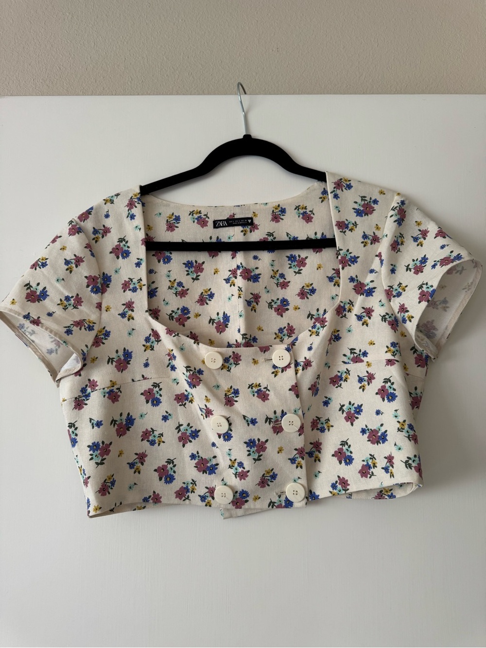 Zara Cream Floral Button Crop Top with Pink & Blue Flowers